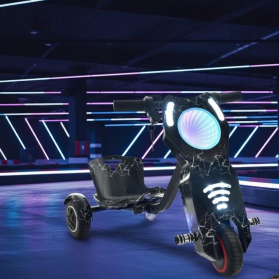 صورة سكوتر درفت كهربائي للأطفال تصميم رخامي أسود وبطارية 36 فولت